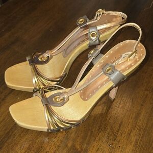BCBGirls Metalic Leather  Wood Slingback Heels 7.5